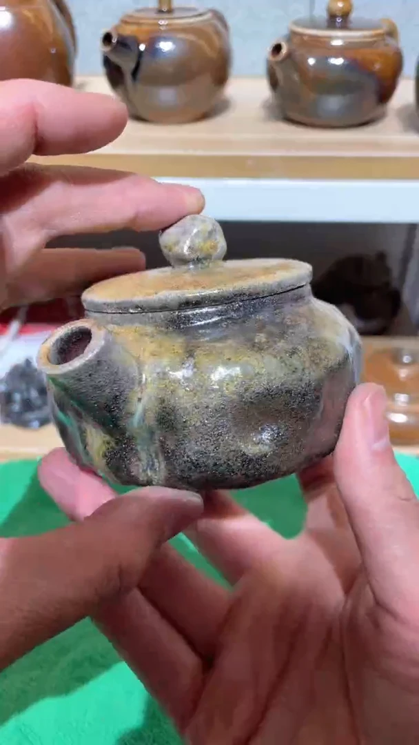 【闪购商品】陶炮嘴壶