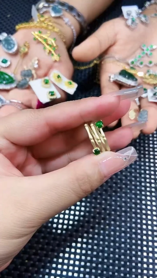【闪购商品】翡翠戒指未镶嵌111111111