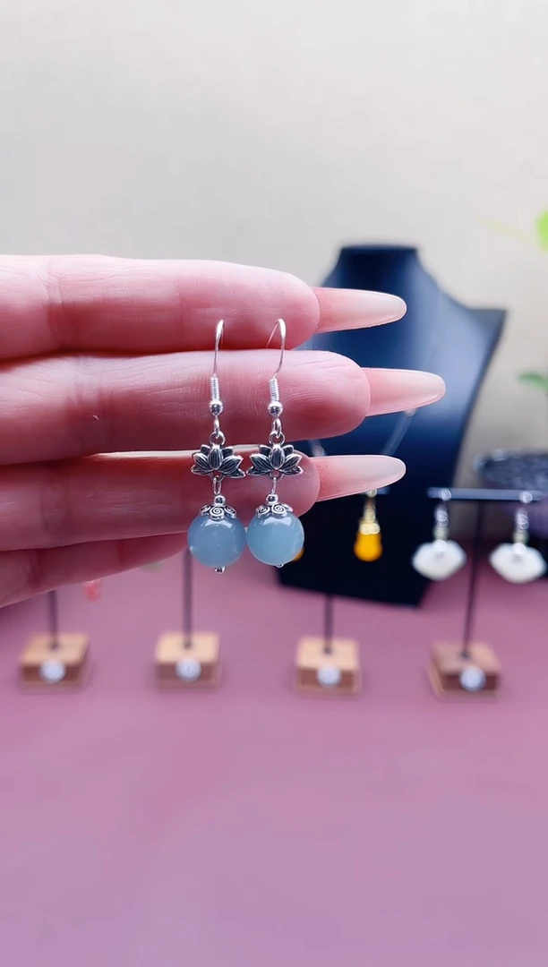 未镶嵌石英质玉（天山翠）耳饰01