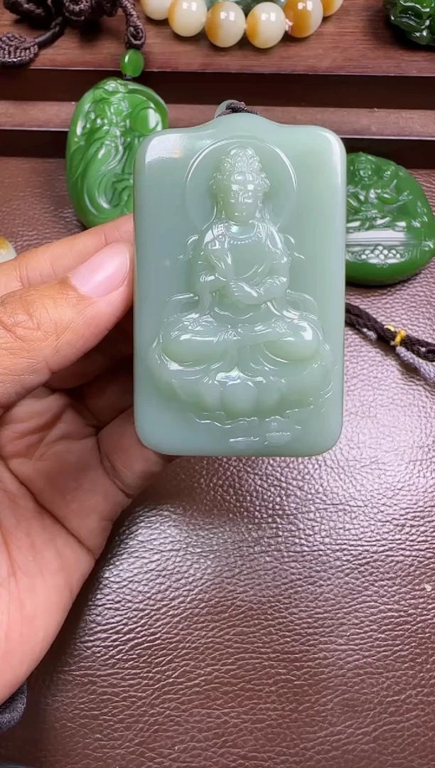 未镶嵌和田玉挂件和田玉挂件