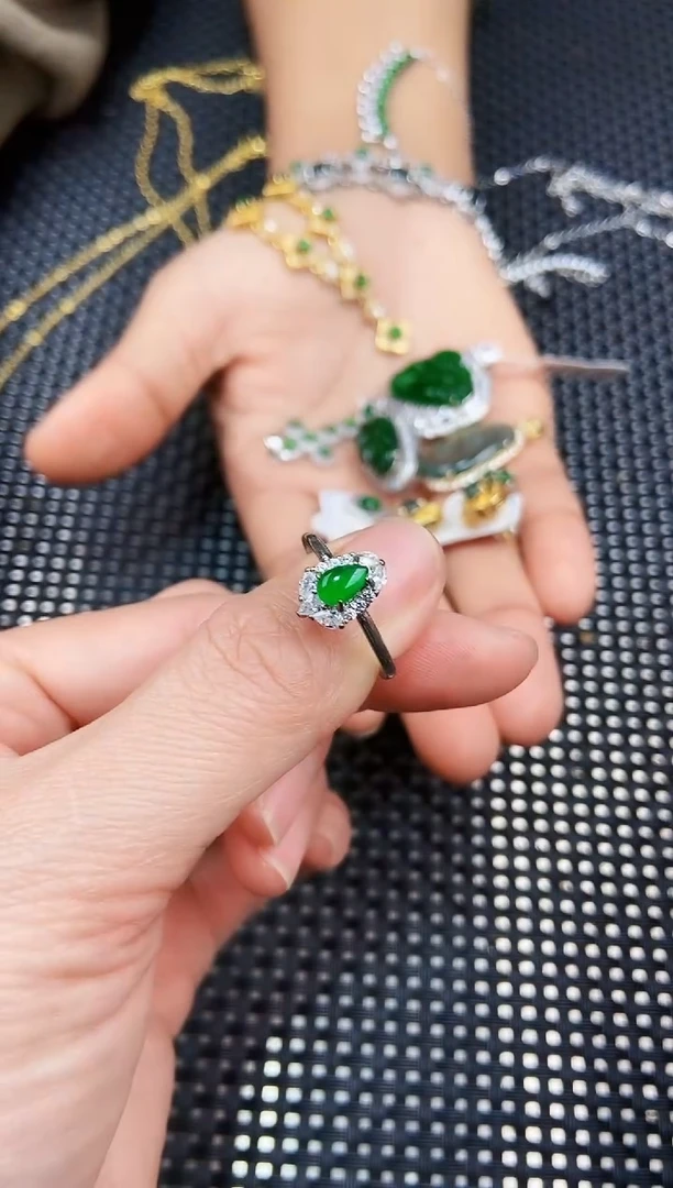 【闪购商品】翡翠戒指未镶嵌11111111111