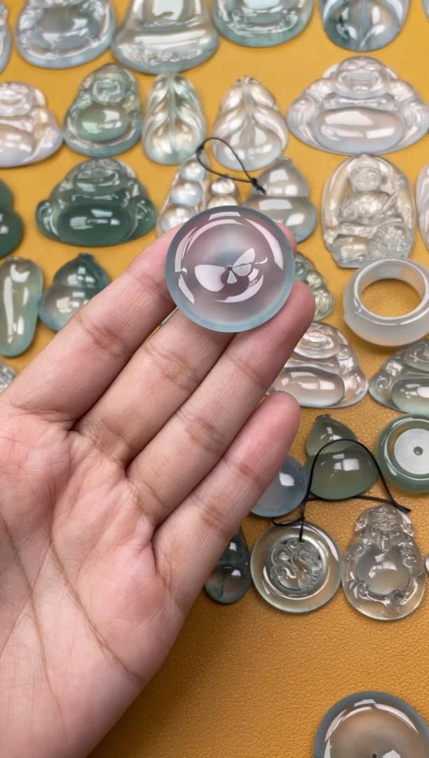 翡翠未镶嵌吊坠(不含链)平安扣 29.7 5.8