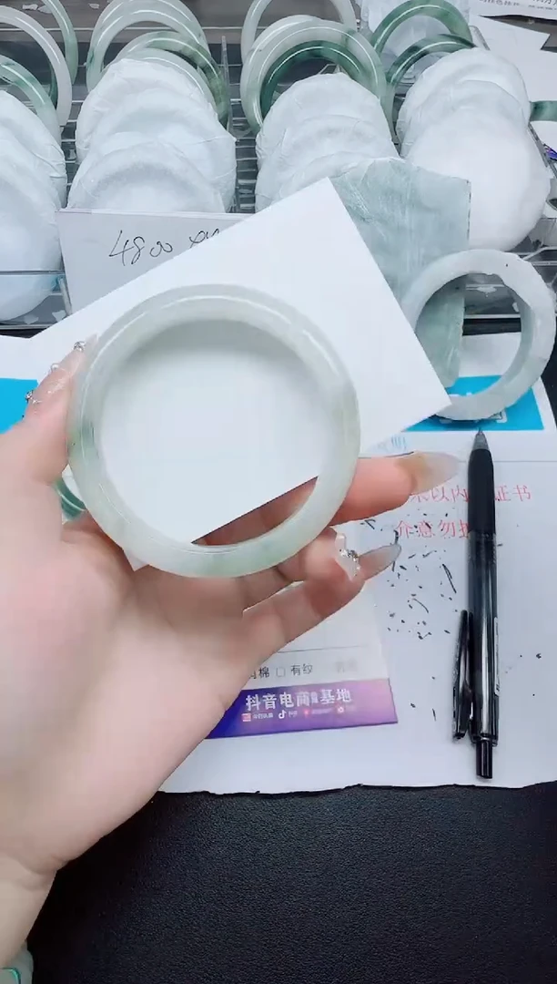 石英质玉手镯未镶嵌167-59