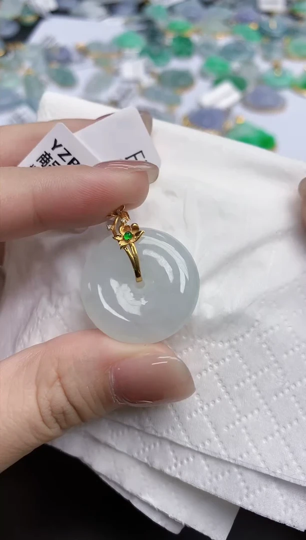 【闪购商品】翡翠颈饰18K金镶嵌天然缅甸翡翠A货