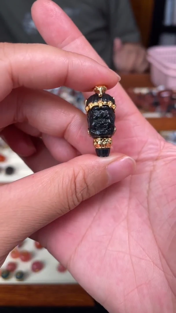 和田玉未镶嵌吊坠(不含链)10
