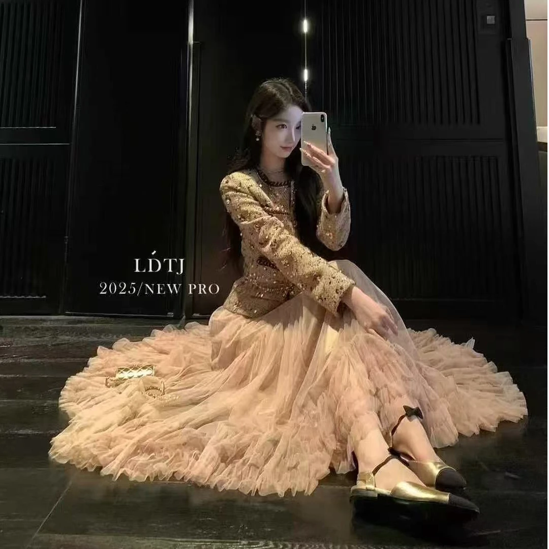 爆款名媛小香风套装重工亮片