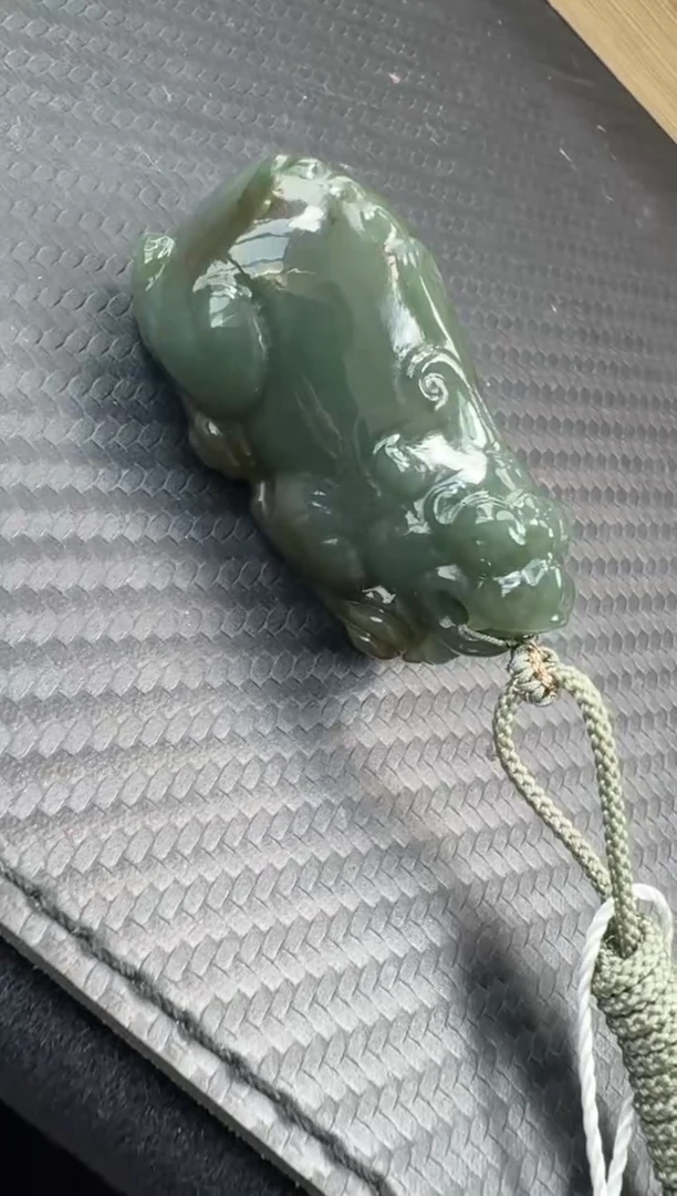 吊坠(不含链)未镶嵌和田玉且末微色差蓝调貔貅吊坠