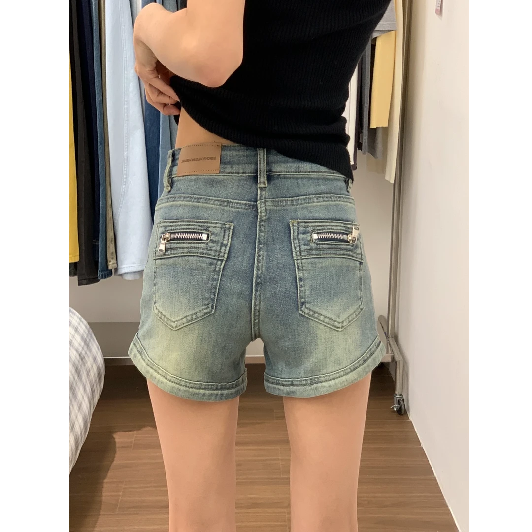 2025夏季新款弹力牛仔短裤女a字设计感热裤黄泥色直筒小个子短裤