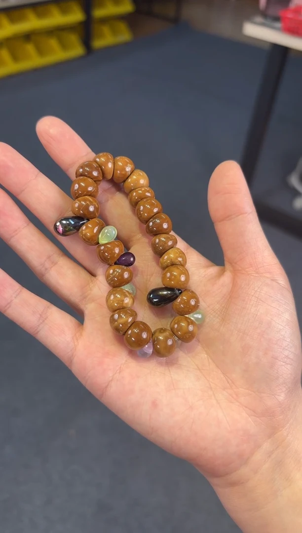 吊坠菩提根/象牙果   B＋库克大肠流光溢彩