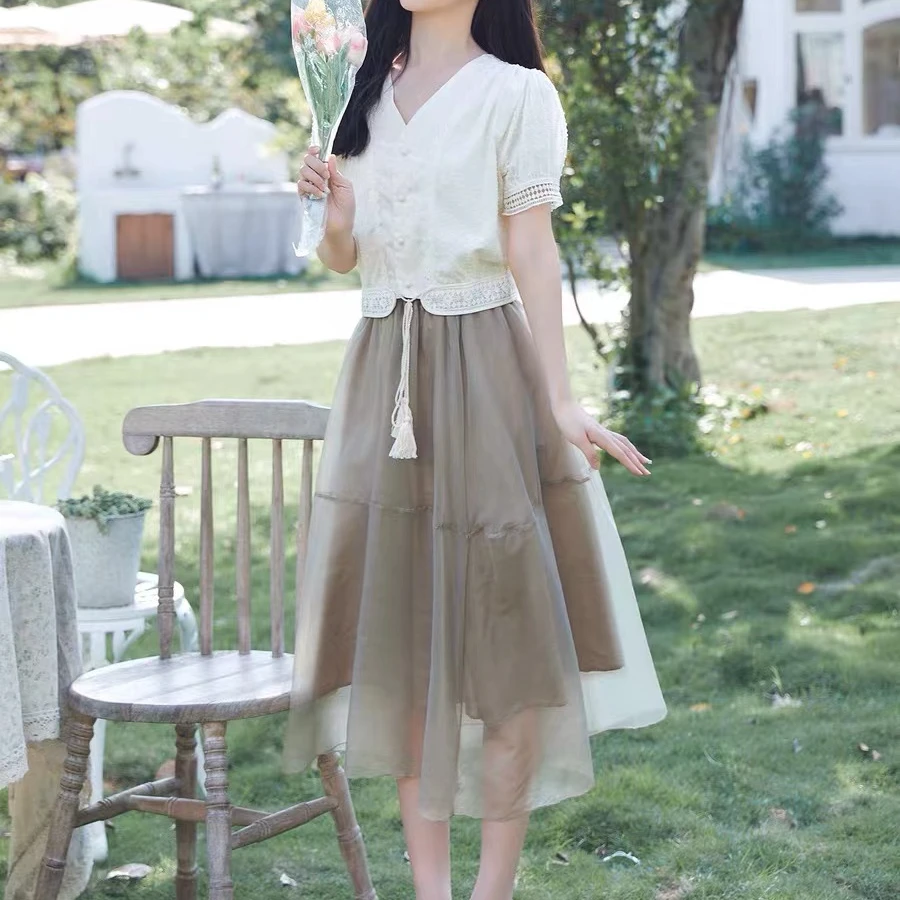 F4716夏新镂空V领泡泡袖短袖雪纺衫女收腰中长款半身裙套装