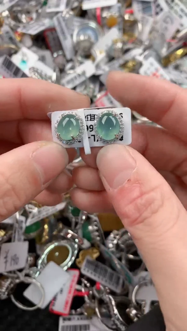 银S925镶嵌戒指翡翠777          9