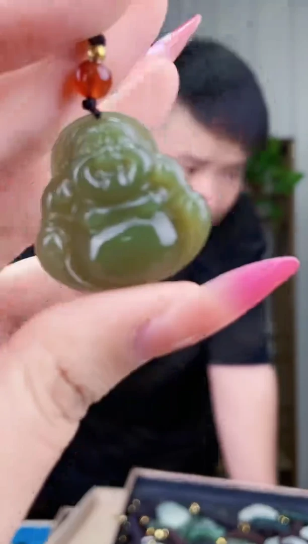 和田玉未镶嵌挂件拍一发一，多样性发货！