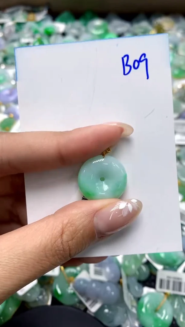 【闪购商品】翡翠颈饰18K金镶嵌111111111111111111