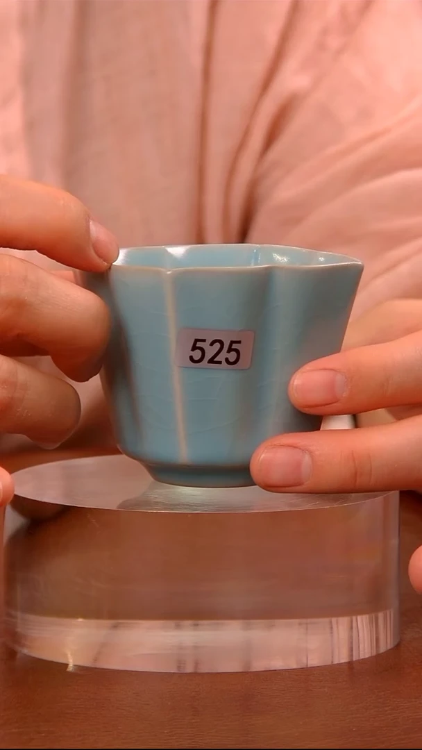 【闪购商品】瓷片525花口四方杯............