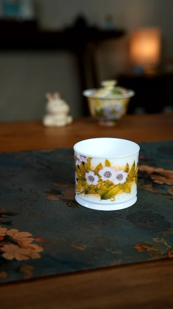 陶瓷一一二零-二三八