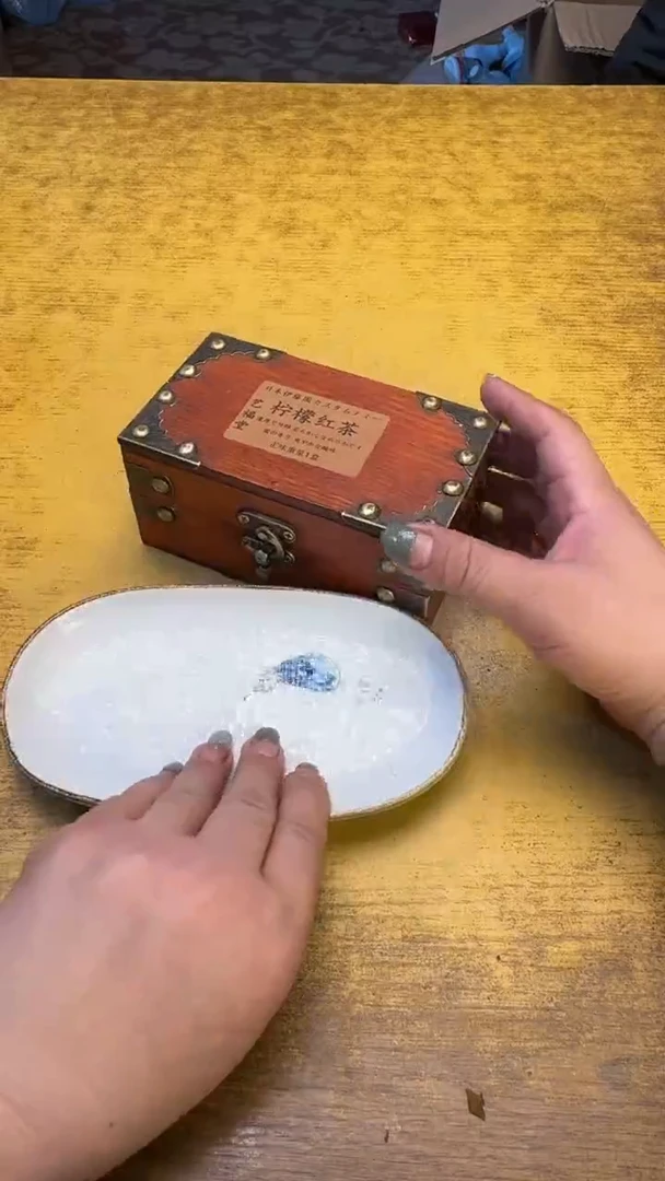 瓷器瓷瑕疵老破破63柠檬红碗