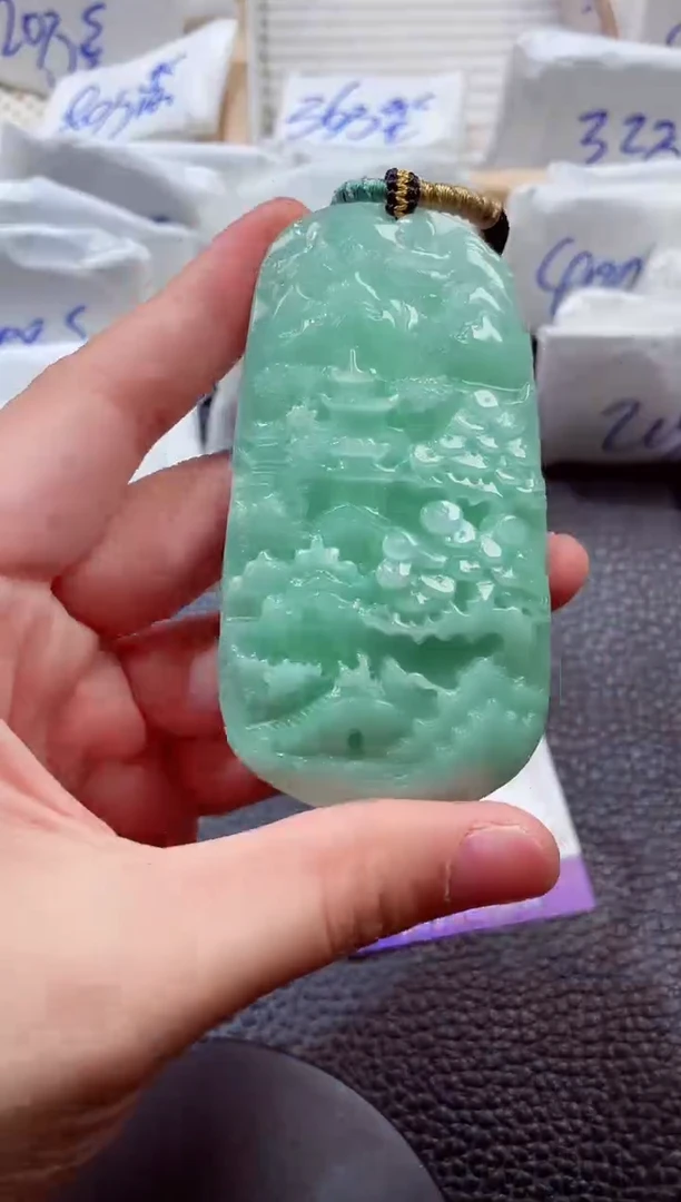 颈饰未镶嵌翡翠00009487