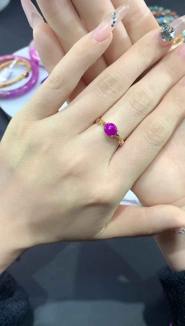 苏纪石（舒俱来）18K金镶嵌.戒指