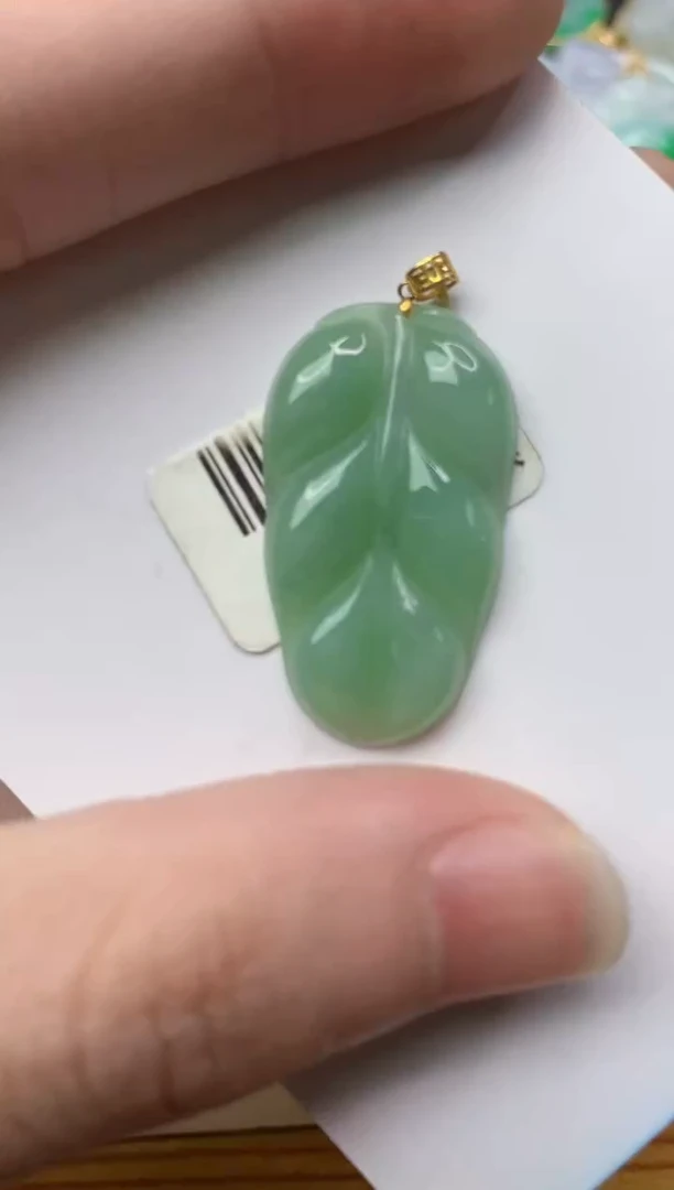 【闪购商品】翡翠颈饰18K金镶嵌4............