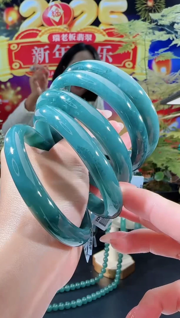 【闪购商品】定制翡翠手镯正圈未镶嵌圈口可选多样性发一