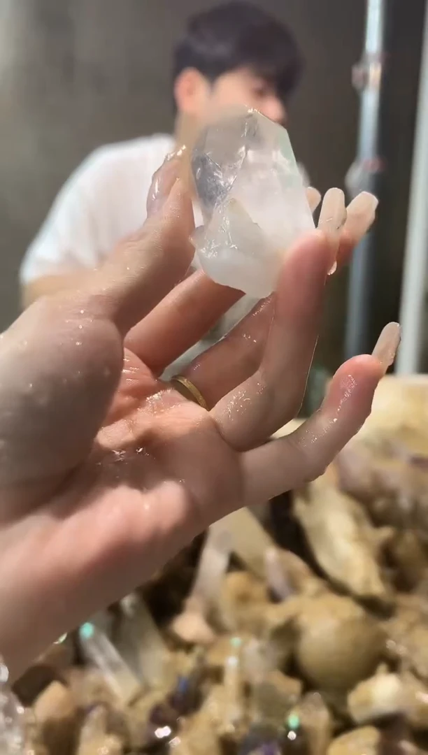 未镶嵌大型摆件（非配饰）水晶138