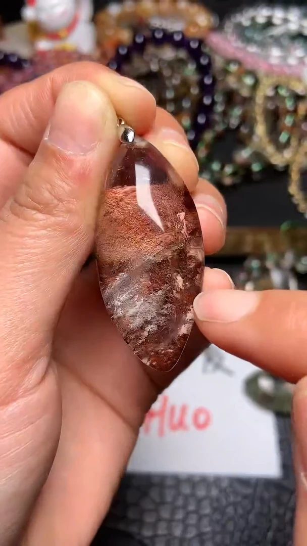 【闪购商品】水晶吊坠(赠链)未镶嵌32