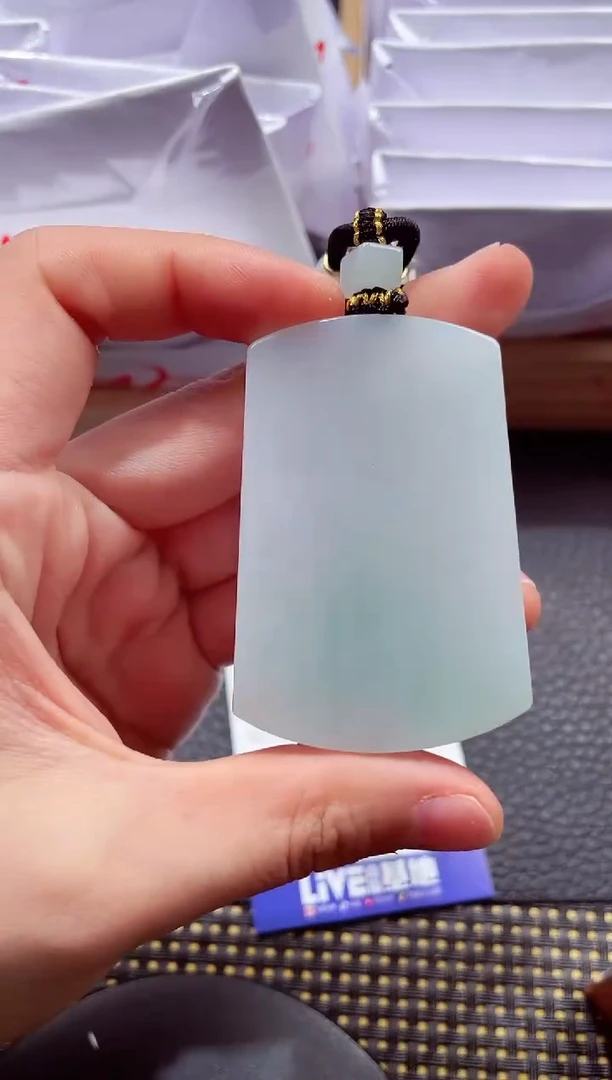 未镶嵌挂件翡翠20251218