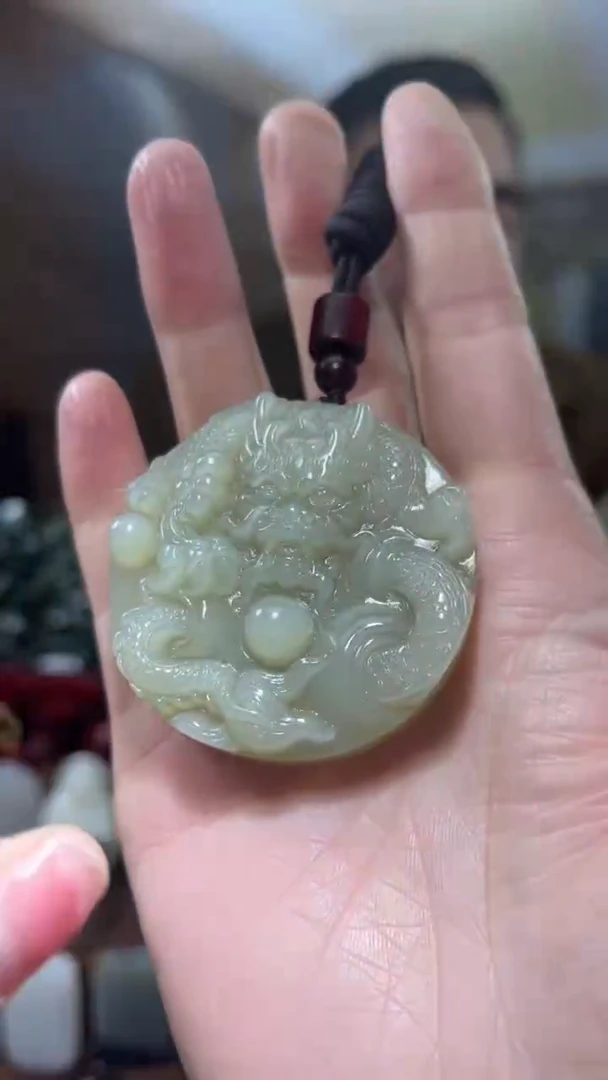 颈饰未镶嵌和田玉·