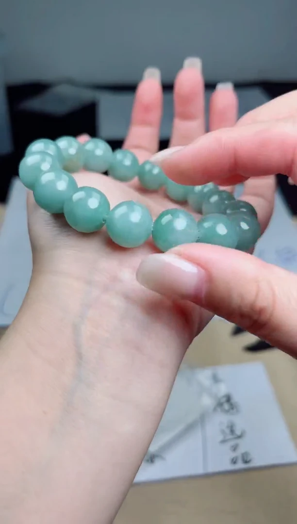 定制翡翠未镶嵌珠串
