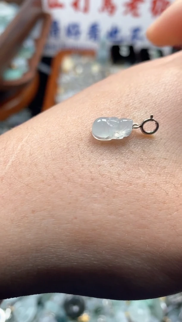 【闪购商品】翡翠颈饰未镶嵌哥哥