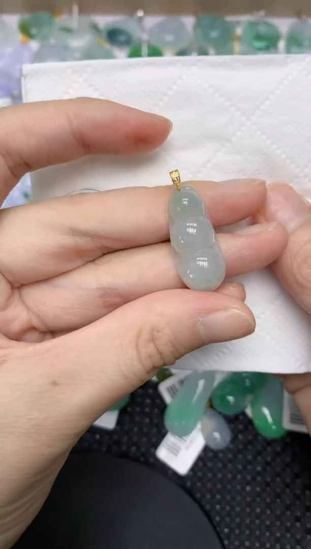 颈饰未镶嵌翡翠111111111