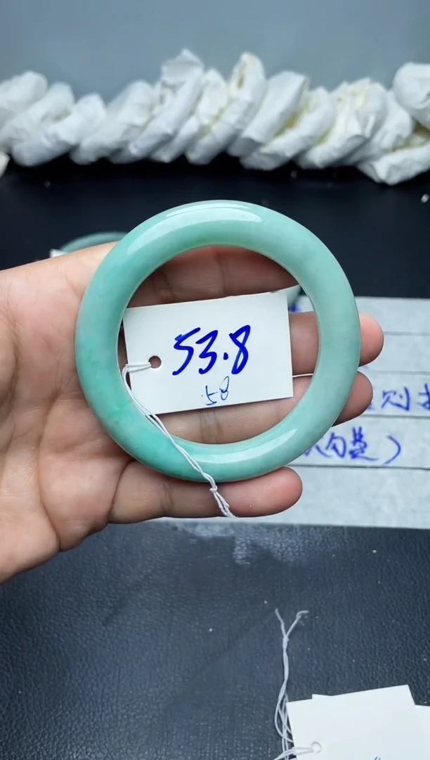 未镶嵌手镯翡翠58