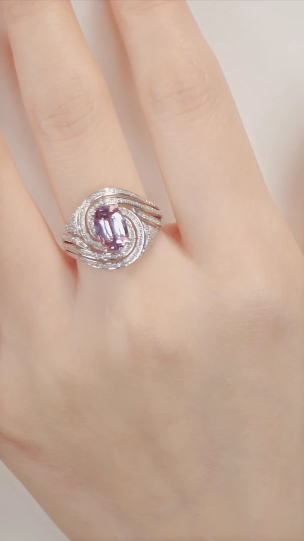 18K金镶嵌戒指尖晶石小?2【】