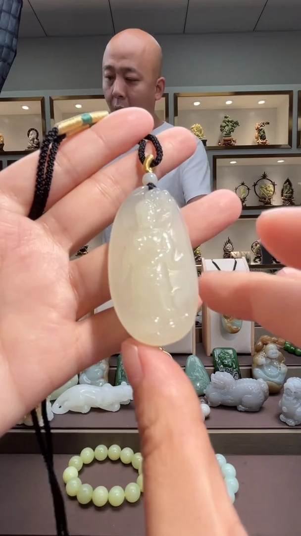 颈饰未镶嵌和田玉苏