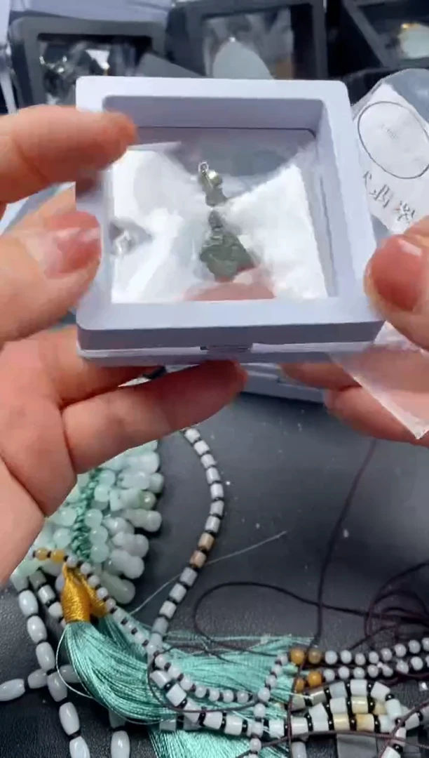 吊坠(不含链)未镶嵌翡翠093