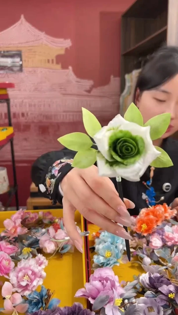 【闪购商品】刺绣非遗绒花（发饰）