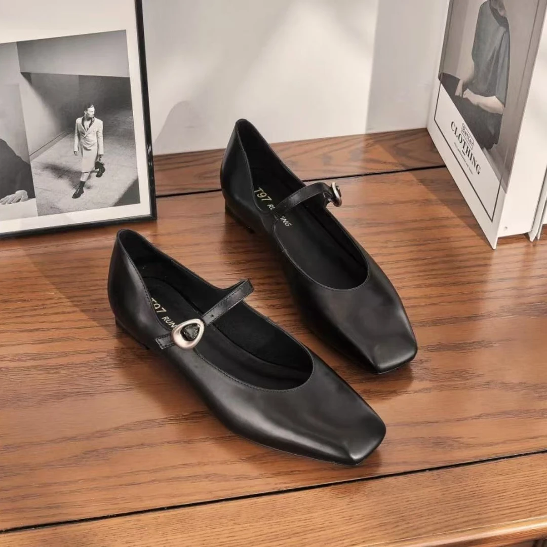 2025春夏季新款小众时尚简约气质低跟浅口舒适百搭单鞋女G753真皮