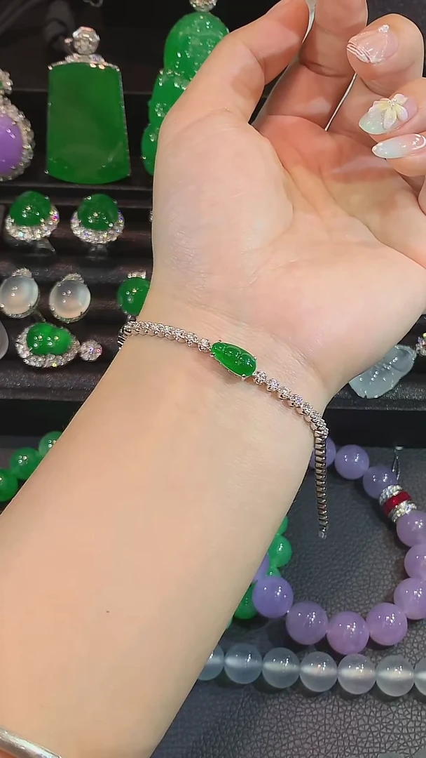 未镶嵌手链翡翠手链