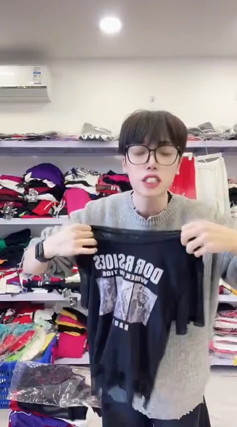 闪电购精品女装275S