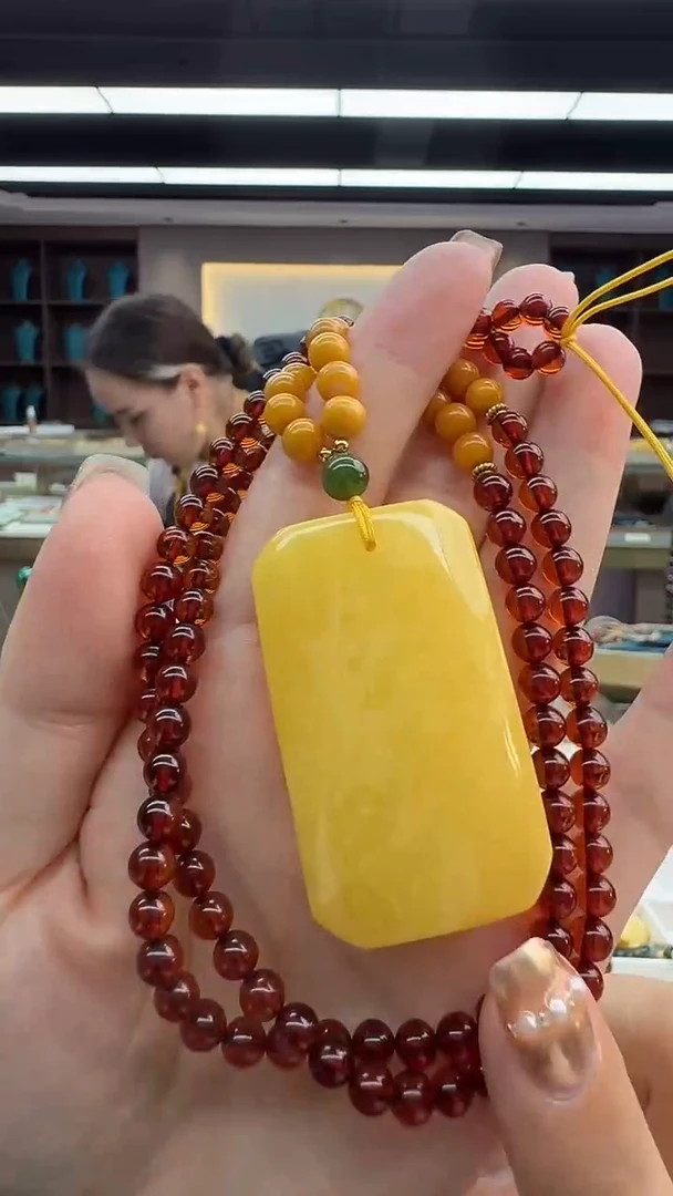 琥珀颈饰未镶嵌89秒拍号 假一罚三