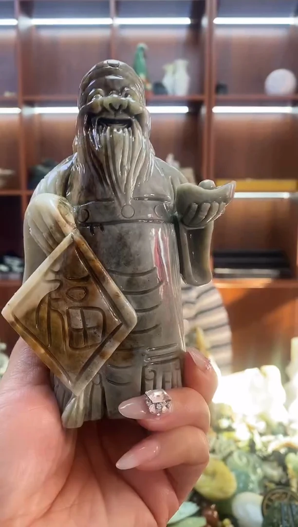 未镶嵌蛇纹石玉摆件