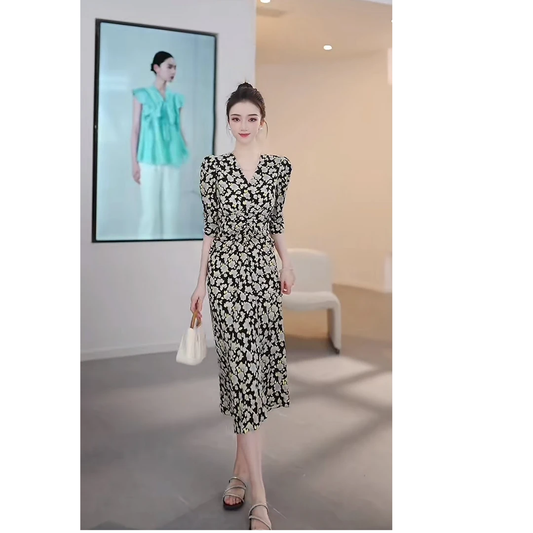【籽言专属】专柜新款花色V领气质高腰连衣裙152U0067