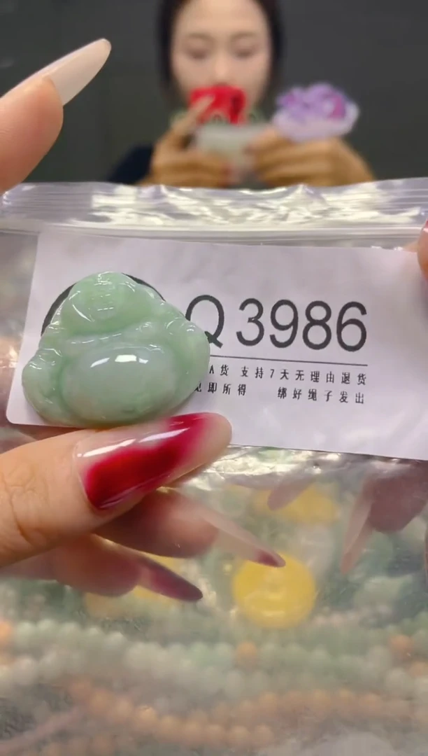 颈饰未镶嵌翡翠/Q/翡翠A货，一件也是批发价