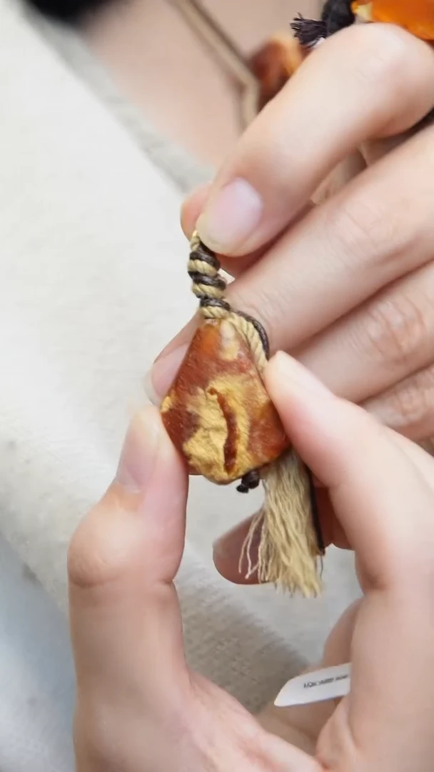【闪购商品】琥珀裸石未镶嵌原石