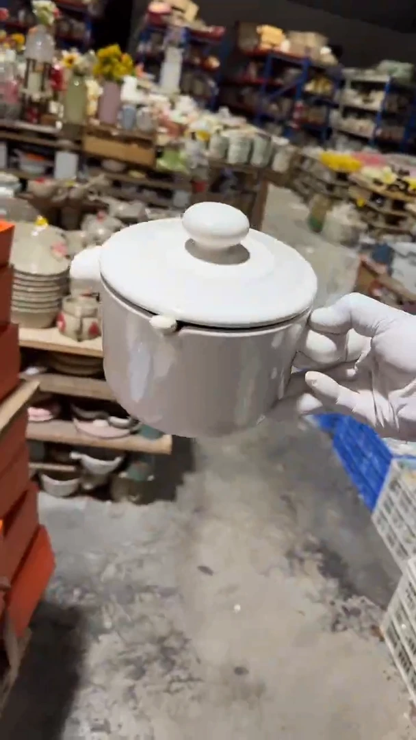 陶瓷球球带盖罐子带勺子微瑕 凑满20元包邮