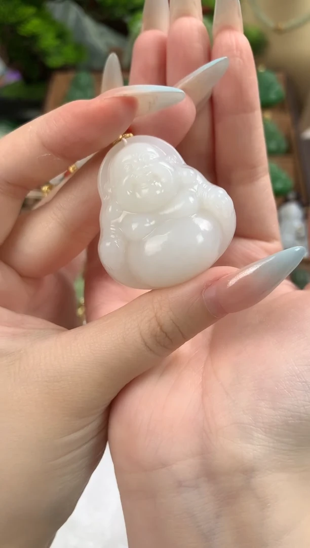 和田玉未镶嵌颈饰吊坠40mm