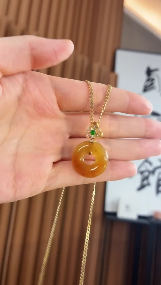 吊坠(不含链)18K金镶嵌翡翠吊坠