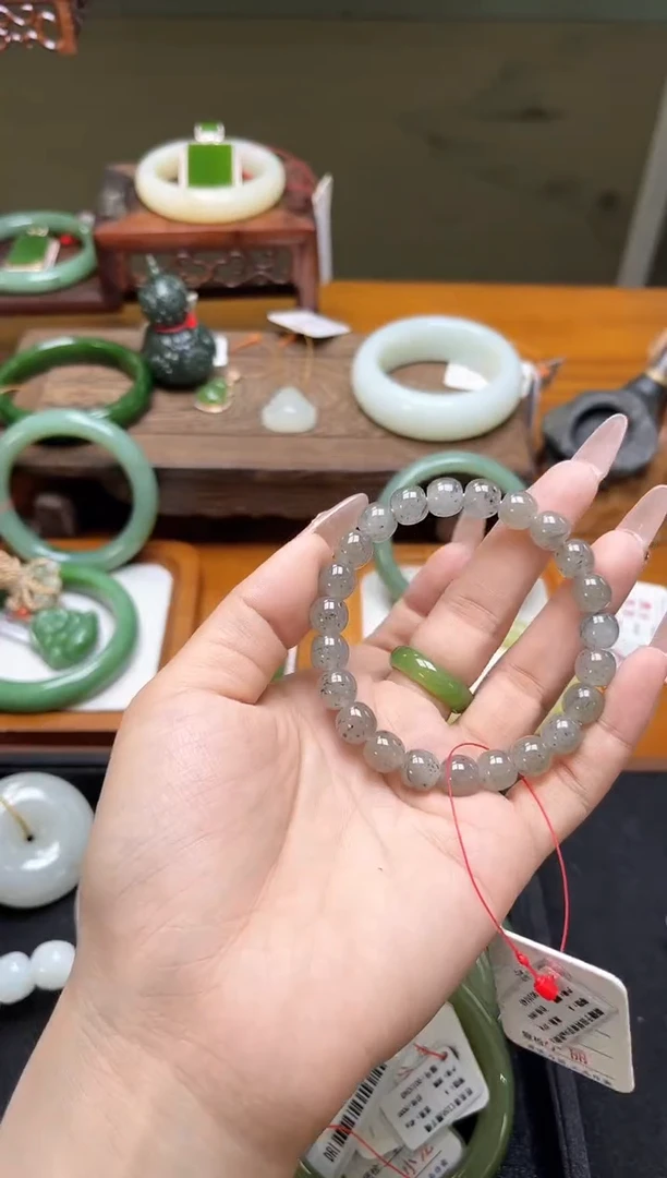 未镶嵌手串和田玉卡9新疆于田青花 老型