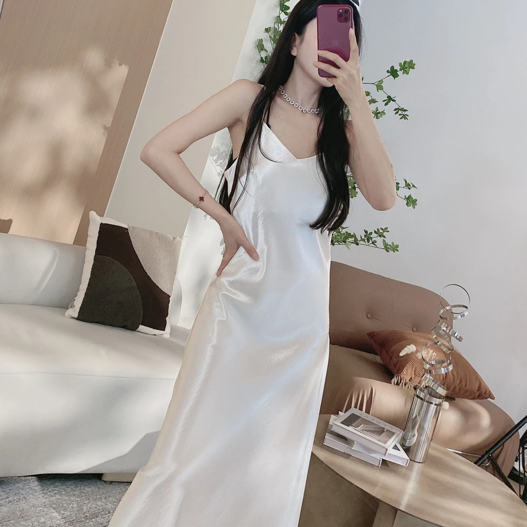 净版显瘦气质重工吊带裙81936