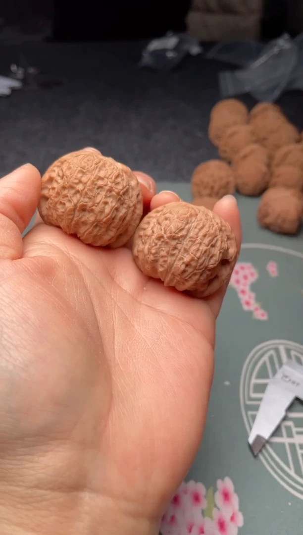 把件文玩核桃w168 血麒麟 39尺